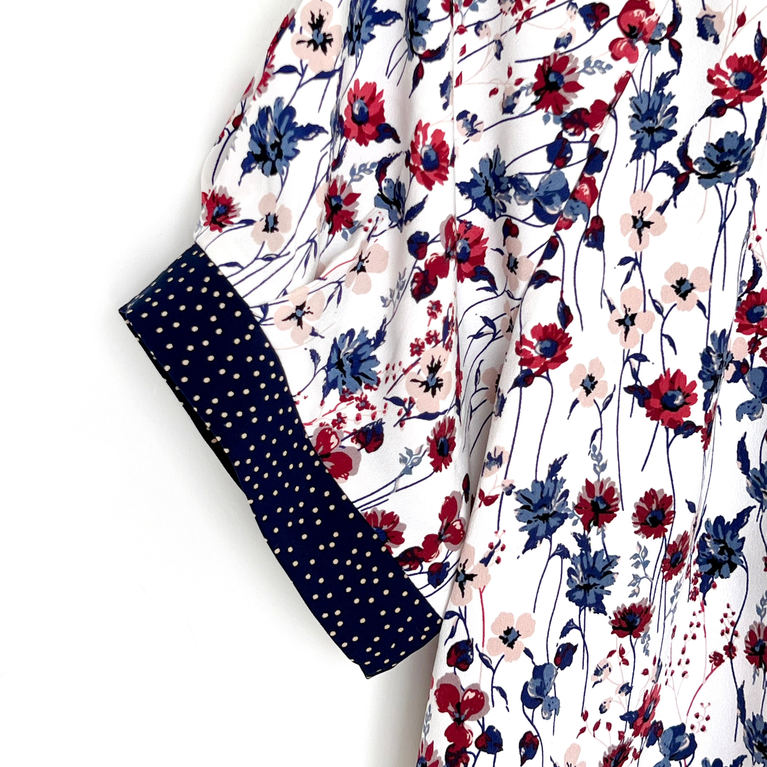 【B-2】ボタニカルブラウス