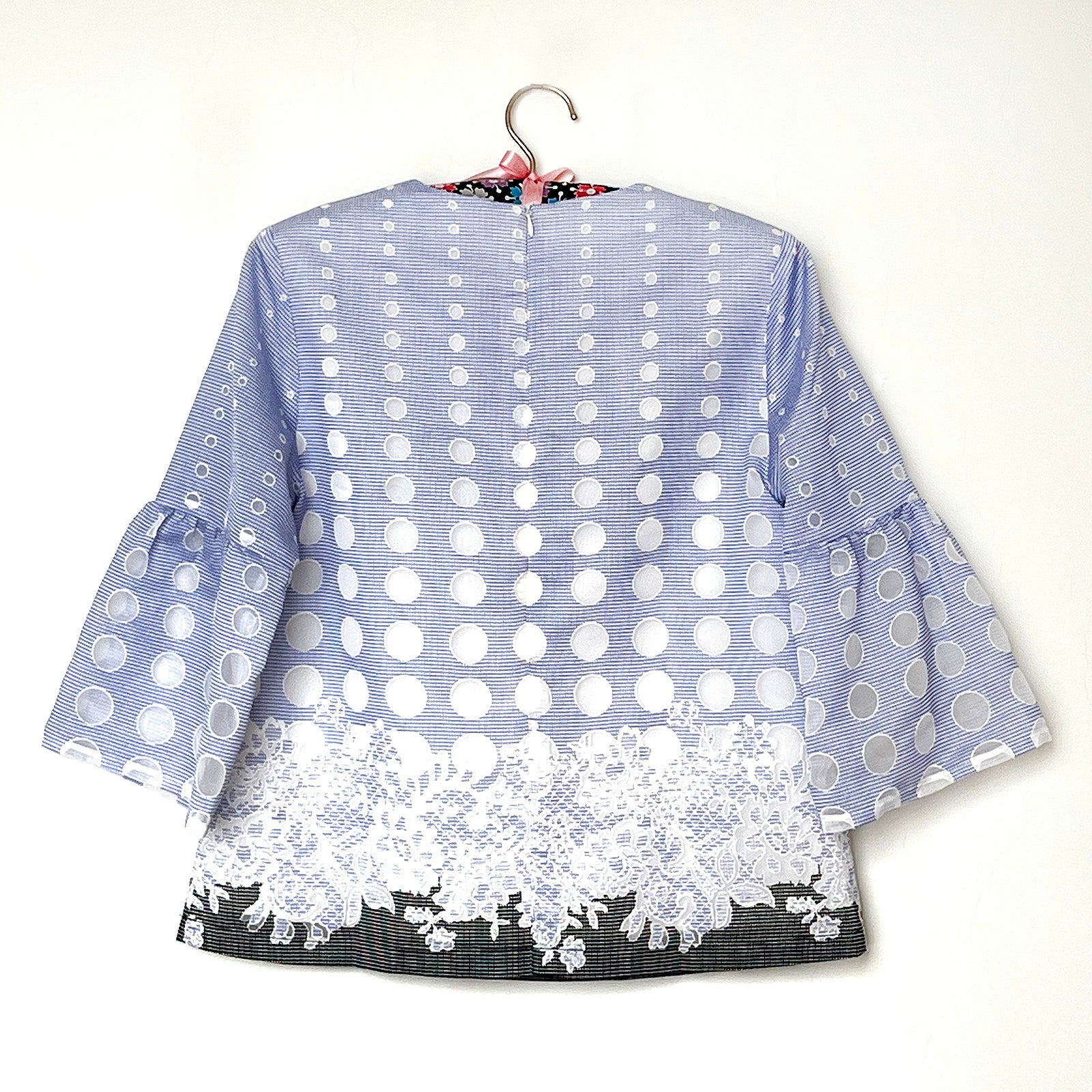 【B-20】丸柄×花柄ブラウス