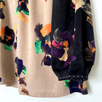 【B-25LS】ベージュ×黒花ブラウス