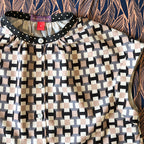 【B-4-BE】幾何学ベージュ