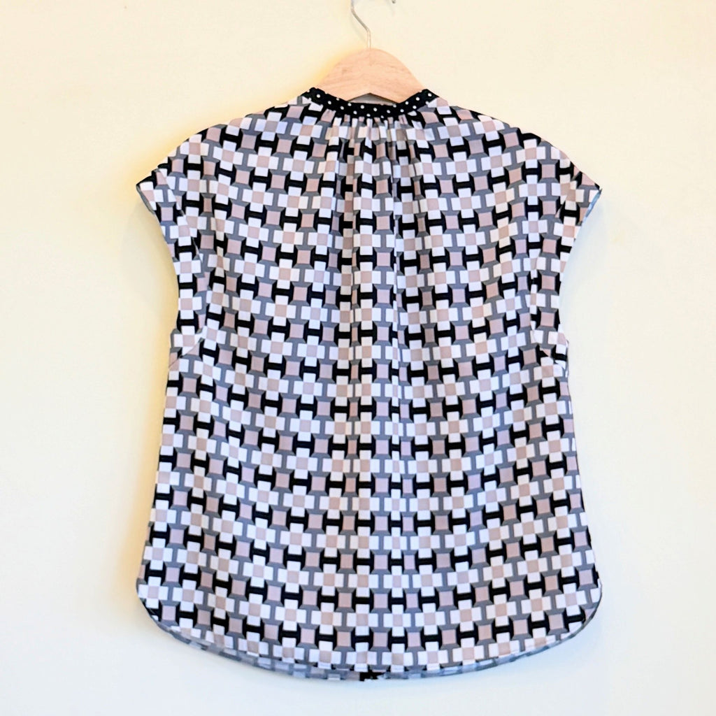 【B-4-BE】幾何学ベージュ